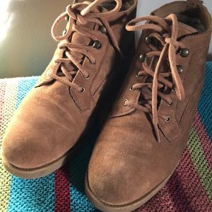 Ugg Bethany 8.5
